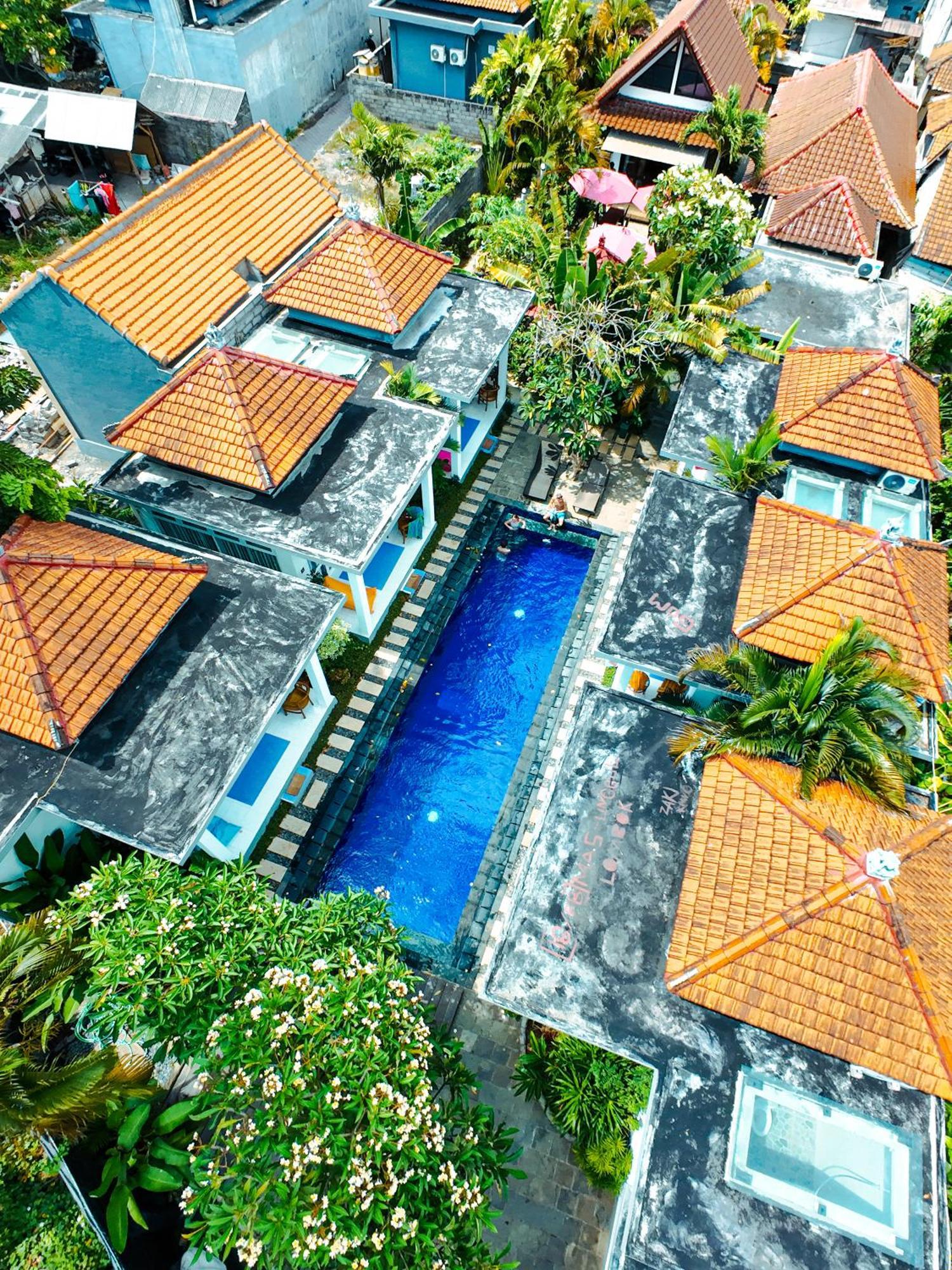 Bali Stuti Jimbaran Inn Екстер'єр фото