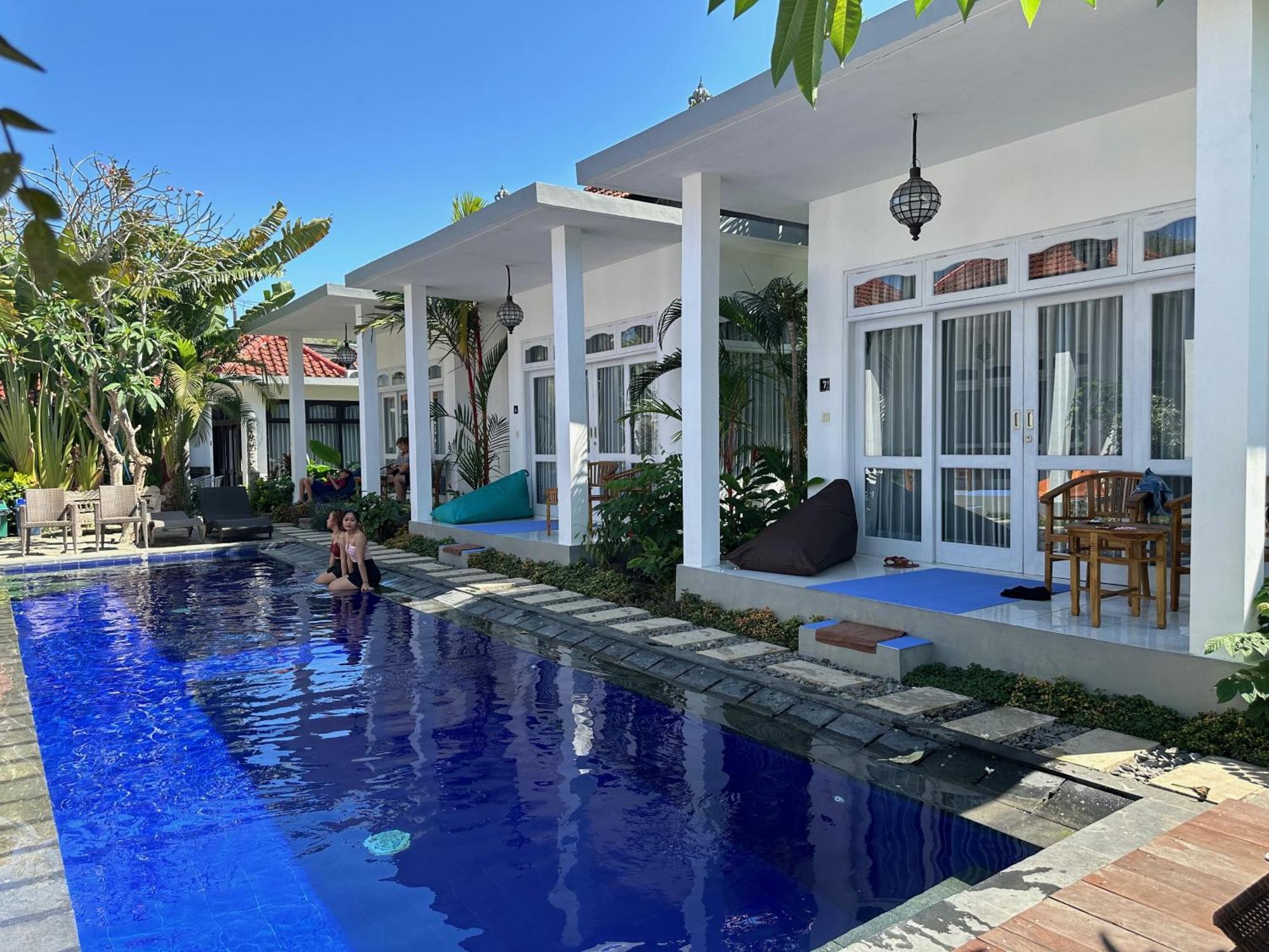Bali Stuti Jimbaran Inn Екстер'єр фото
