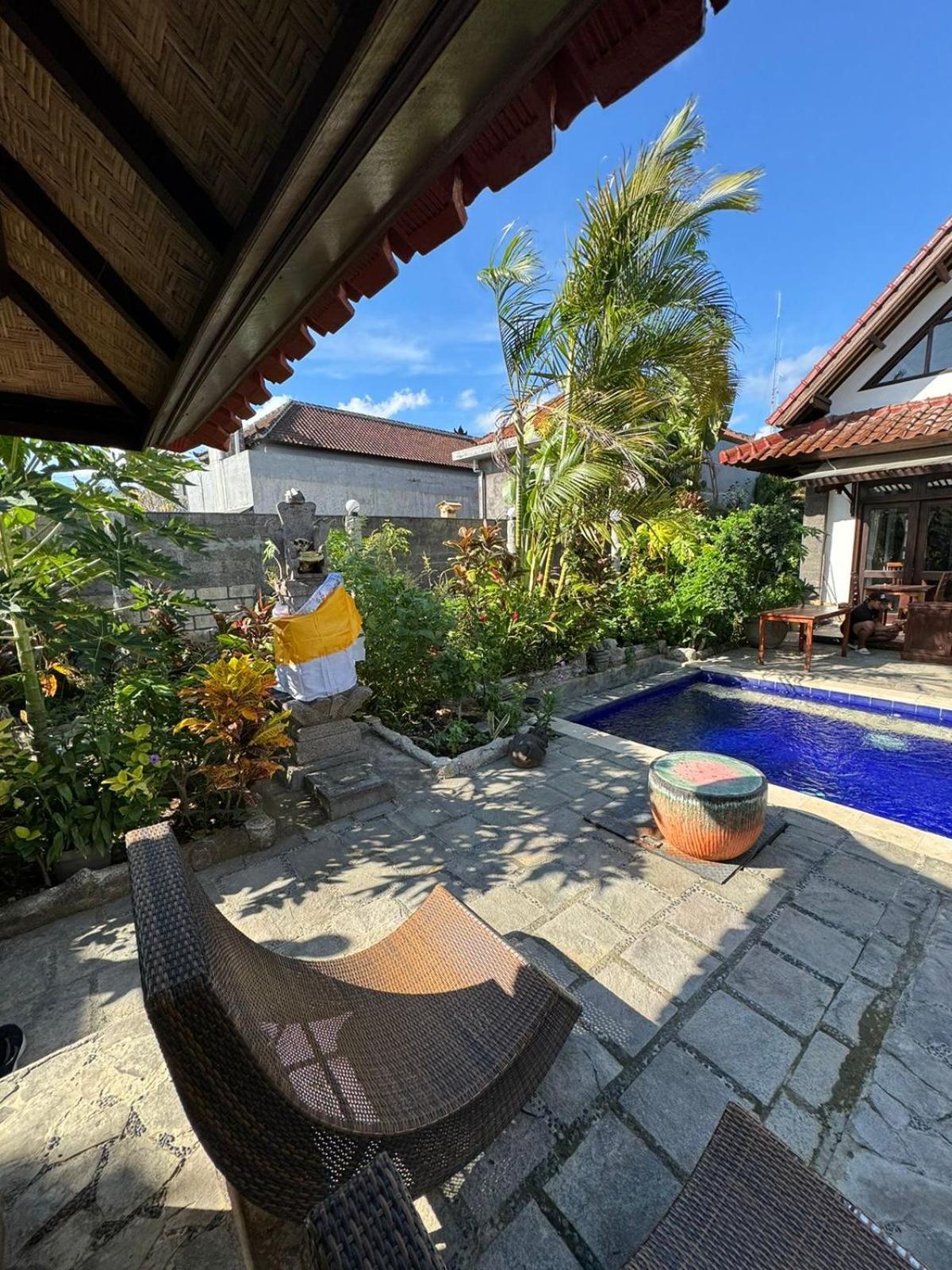 Bali Stuti Jimbaran Inn Екстер'єр фото