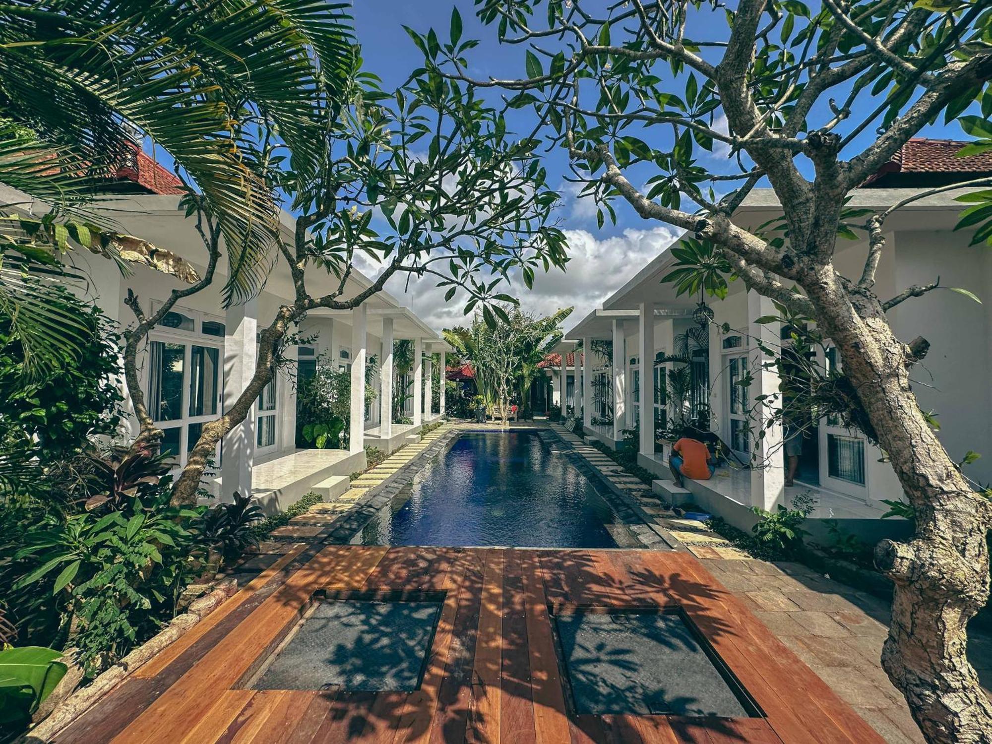 Bali Stuti Jimbaran Inn Екстер'єр фото